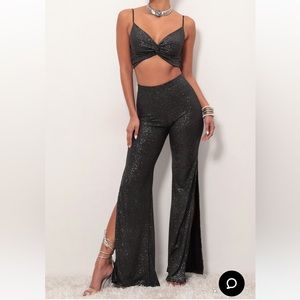 Lucy in the Sky Manhattan Shimmer set in black